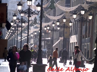 La calle Alfonso decorada
